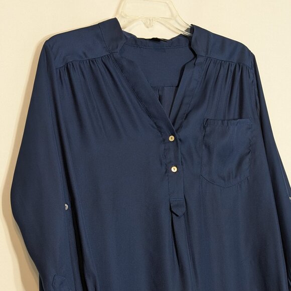 ELLISON Navy Blue Chiffon Pullover Henley Top; 3/4 Roll-Tab Sleeve; Size L - Picture 2 of 5